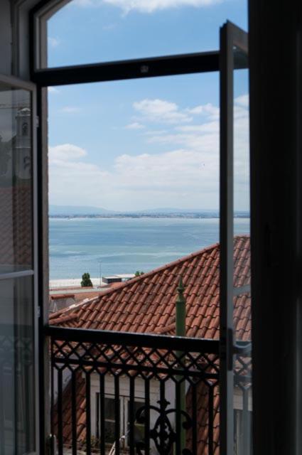 Downtown Alfama & Me Apartment Lisbon Luaran gambar